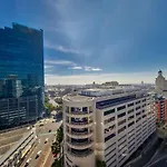 Stylish, Modern Apartment With Breathtaking Views.
